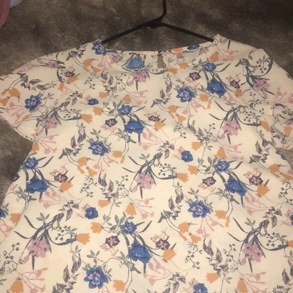 floral blouse